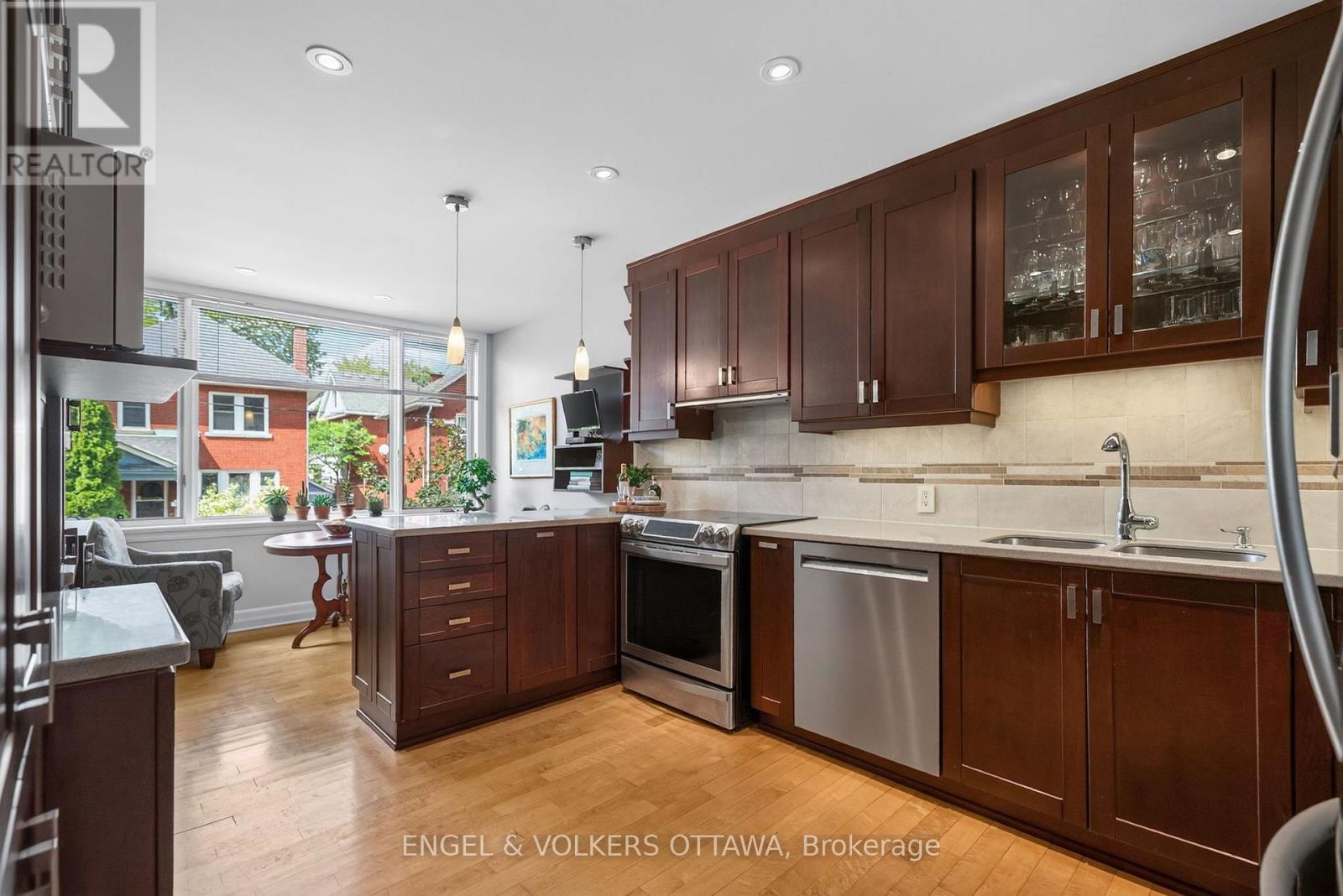 202 Holmwood Avenue, Ottawa, Ontario  K1S 2P7 - Photo 16 - X13708312