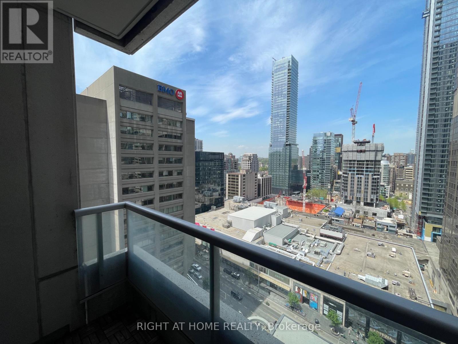 1903 - 35 Balmuto Street, Toronto (Bay Street Corridor), Ontario  M4Y 0A3 - Photo 15 - C13708296