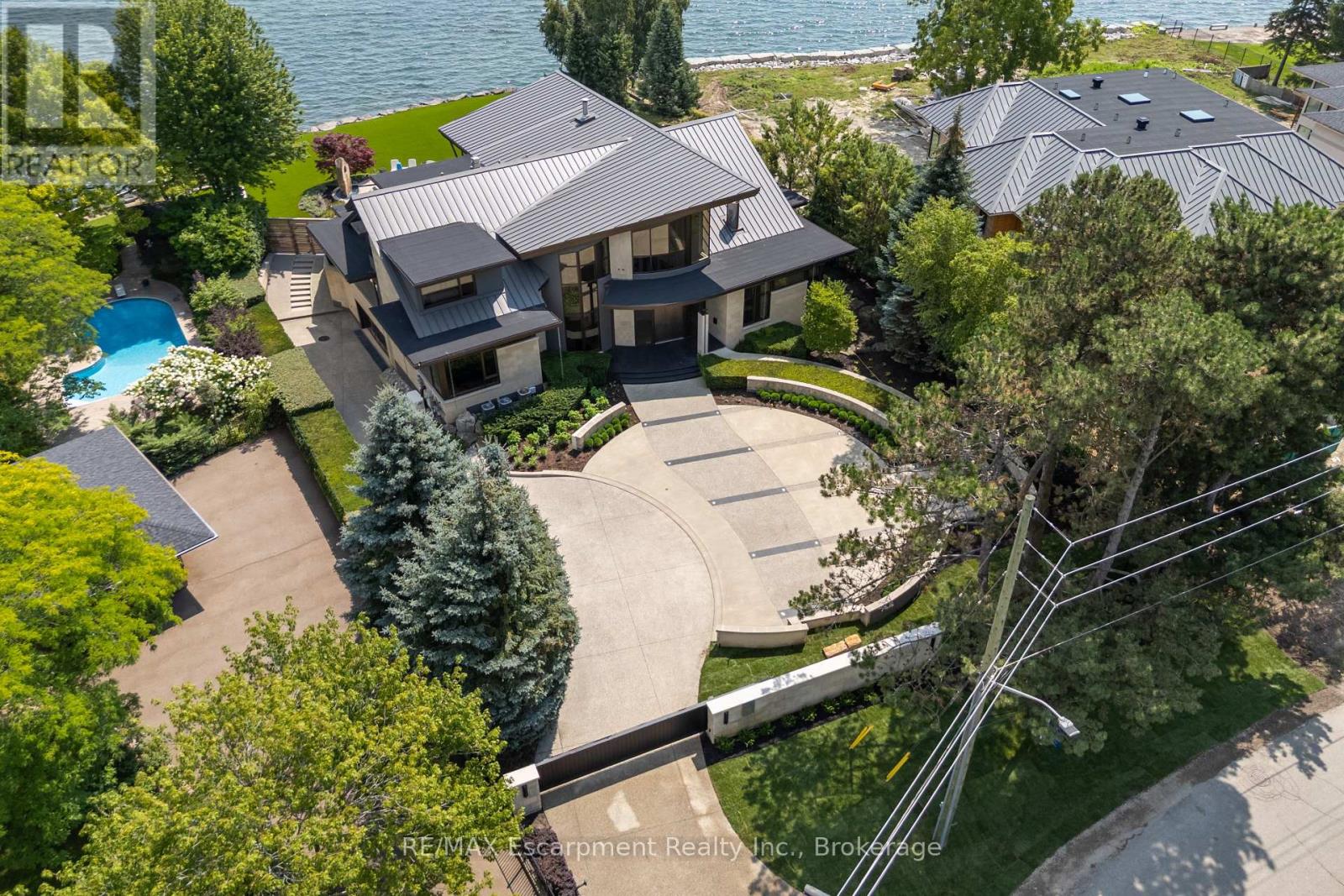 1540 Watersedge Road, Mississauga (Clarkson), Ontario  L5J 1A4 - Photo 3 - W13708328
