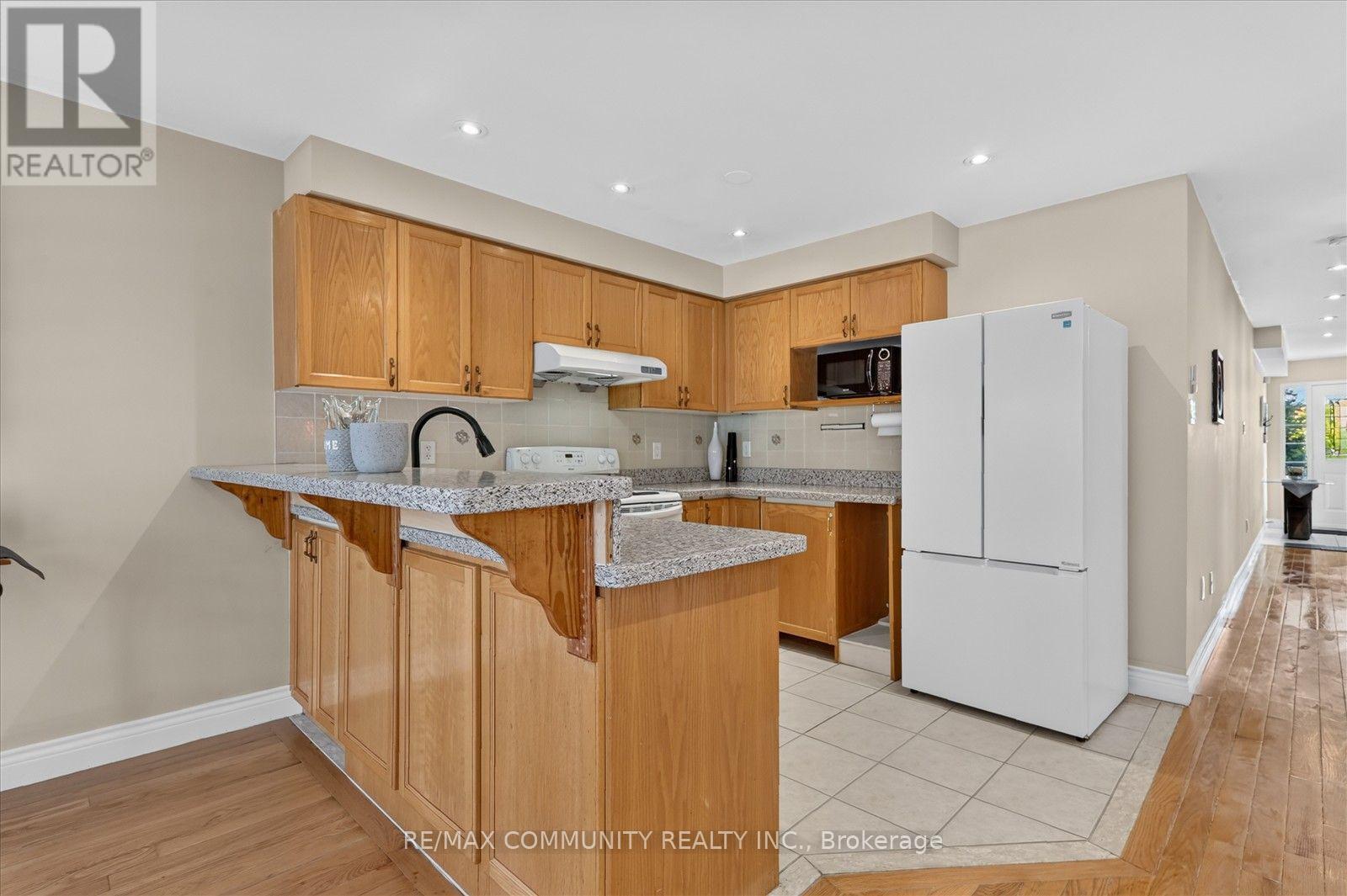 82 Burgess Crescent, Newmarket, Ontario  L3X 2T8 - Photo 14 - N13708300