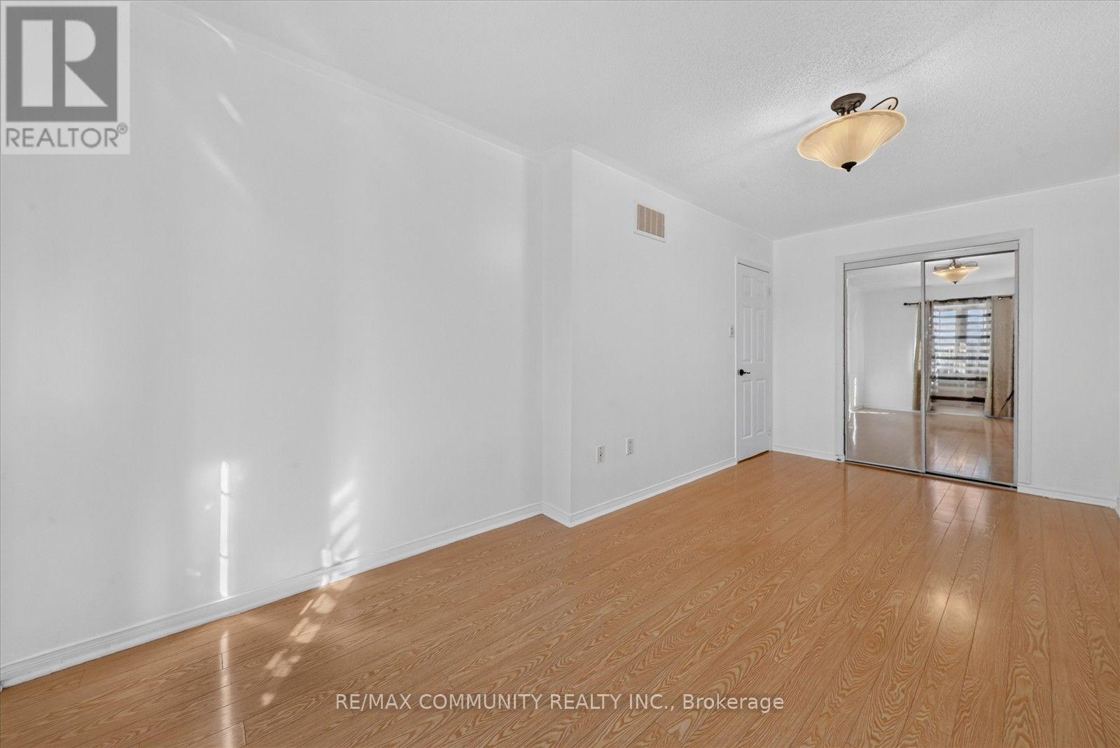 82 Burgess Crescent, Newmarket, Ontario  L3X 2T8 - Photo 27 - N13708300