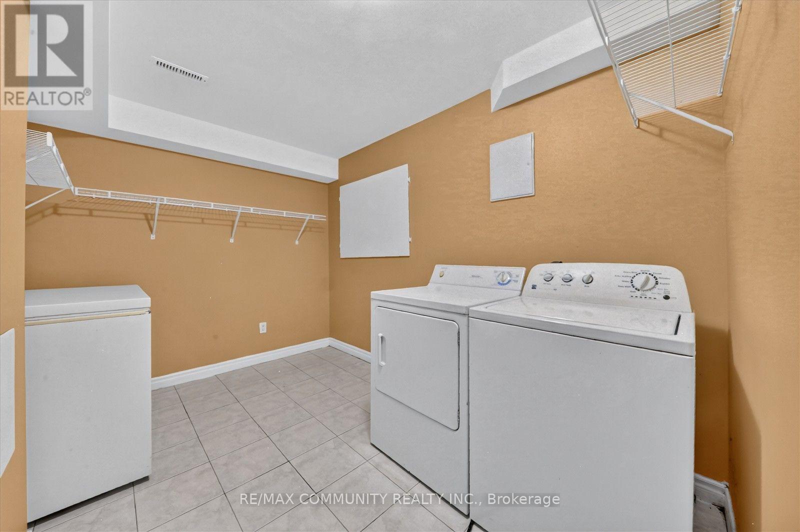 82 Burgess Crescent, Newmarket, Ontario  L3X 2T8 - Photo 32 - N13708300