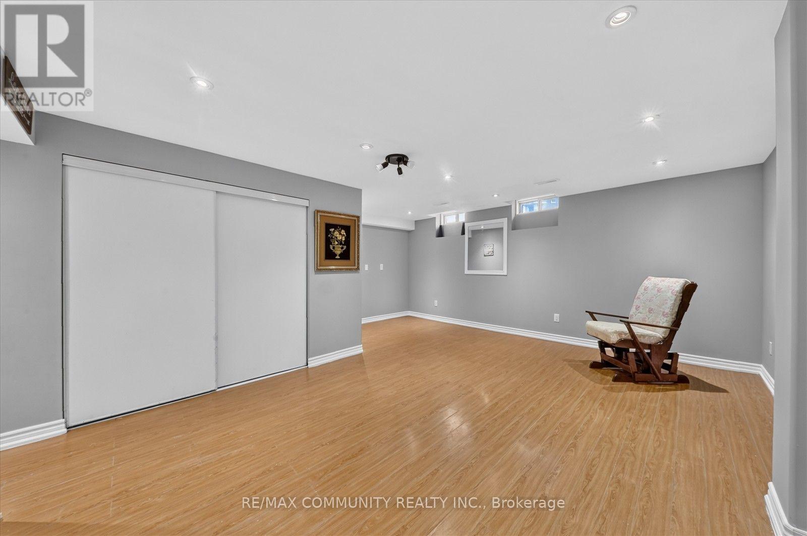 82 Burgess Crescent, Newmarket, Ontario  L3X 2T8 - Photo 34 - N13708300