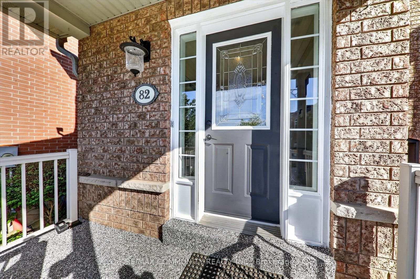 82 Burgess Crescent, Newmarket, Ontario  L3X 2T8 - Photo 4 - N13708300