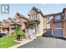82 BURGESS CRESCENT, Newmarket, Ontario