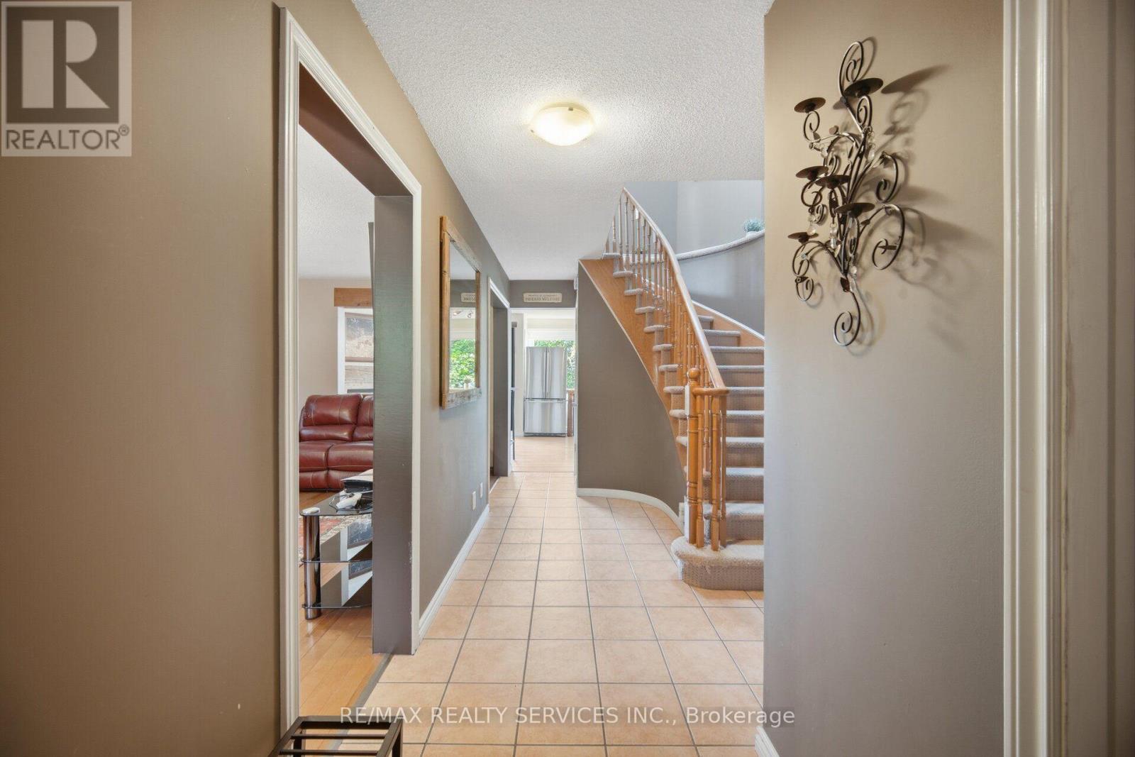 46 Magani Avenue, Bradford West Gwillimbury (Bradford), Ontario  L3Z 2S3 - Photo 11 - N13708316