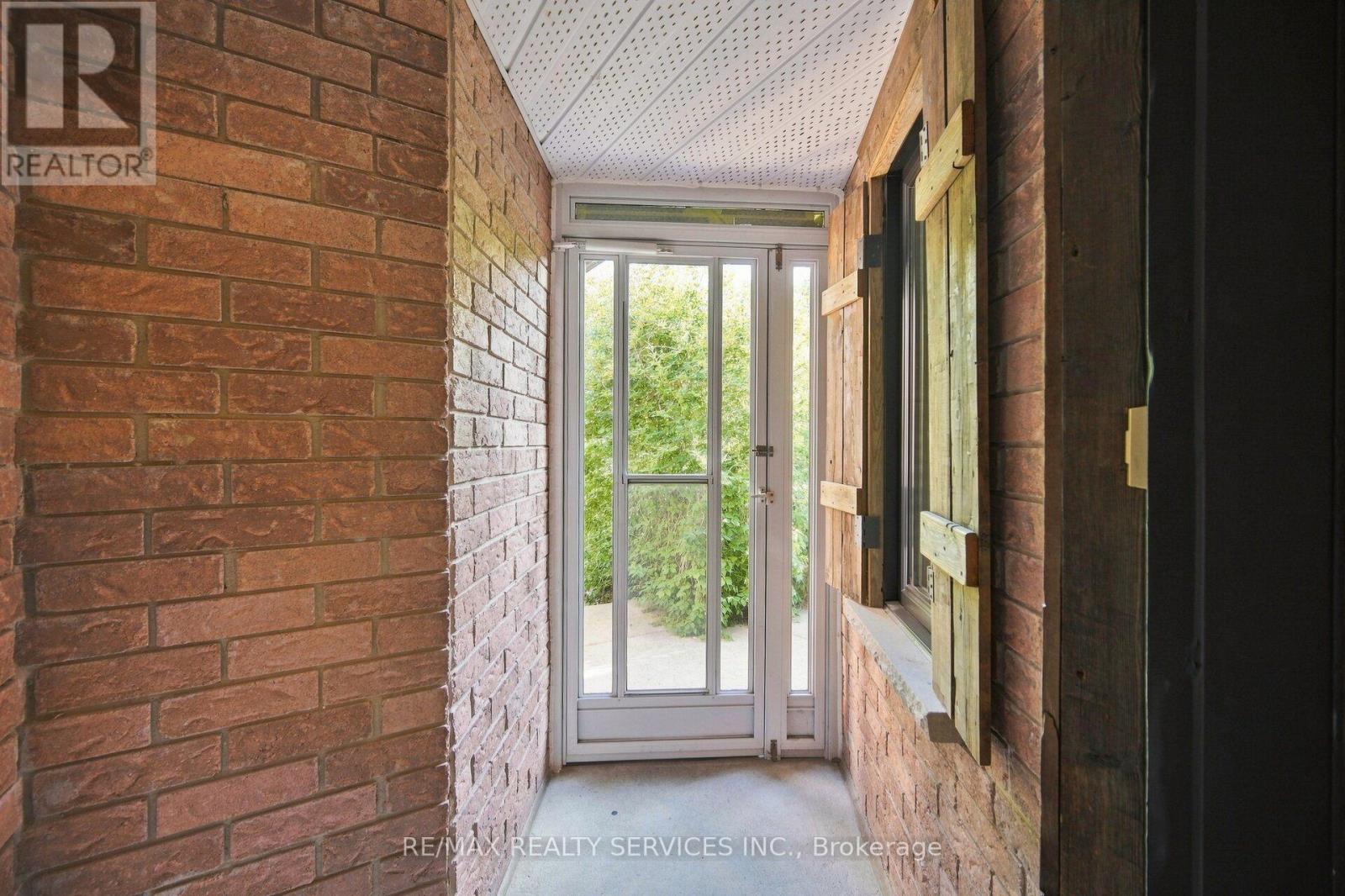 46 Magani Avenue, Bradford West Gwillimbury (Bradford), Ontario  L3Z 2S3 - Photo 8 - N13708316