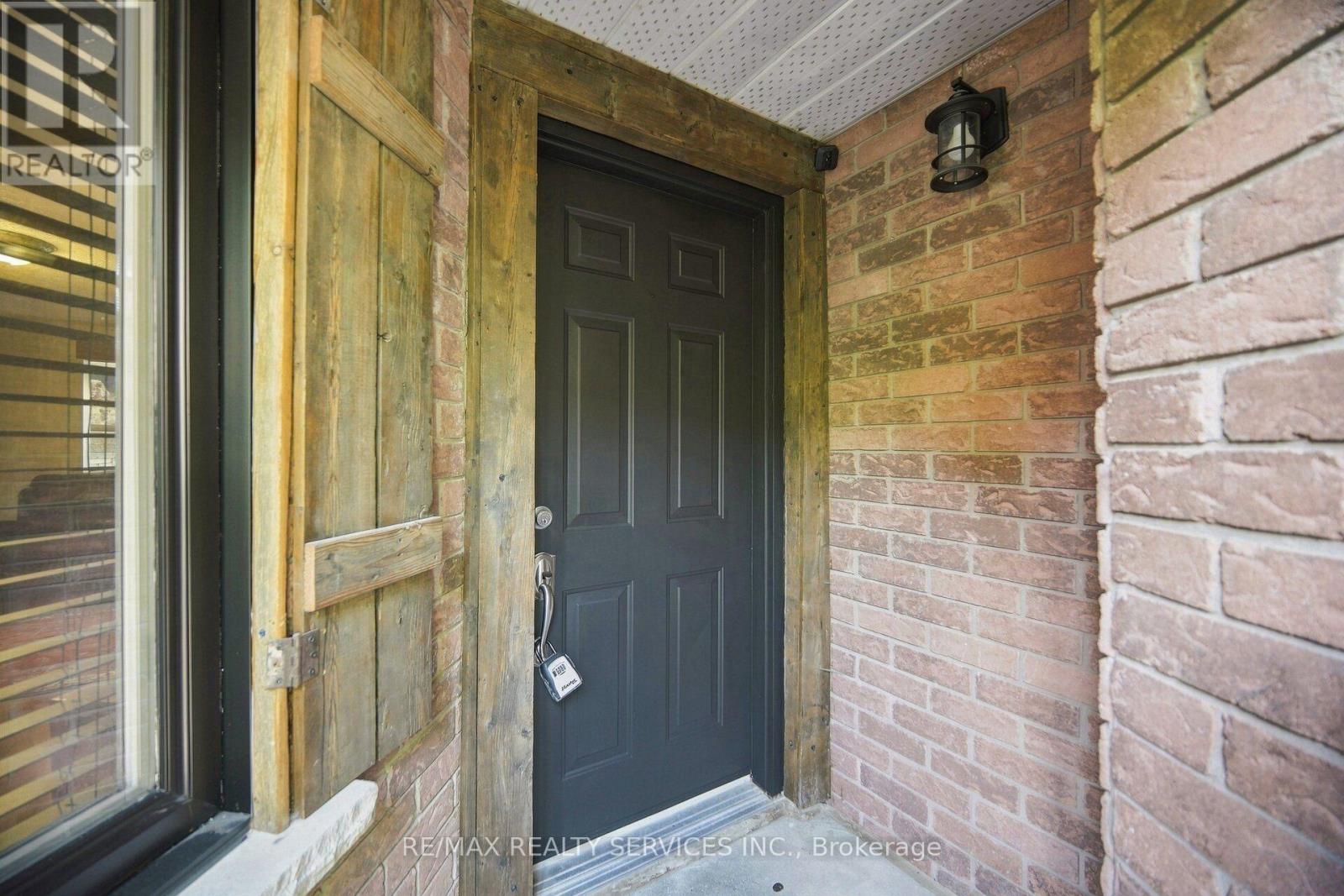 46 Magani Avenue, Bradford West Gwillimbury (Bradford), Ontario  L3Z 2S3 - Photo 9 - N13708316
