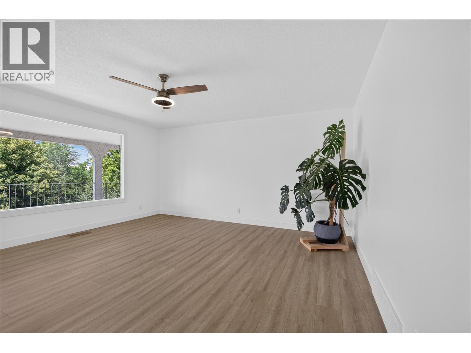 6531 Longacre Drive, Vernon, British Columbia  V1H 1H9 - Photo 10 - 10396241