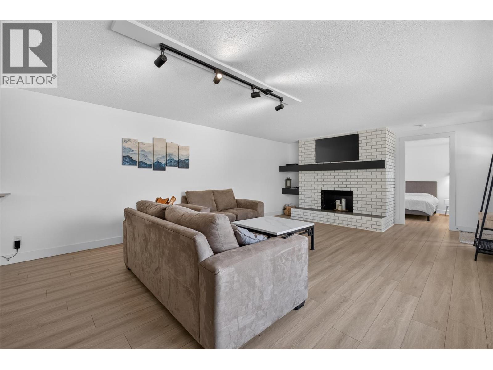 6531 Longacre Drive, Vernon, British Columbia  V1H 1H9 - Photo 27 - 10396241