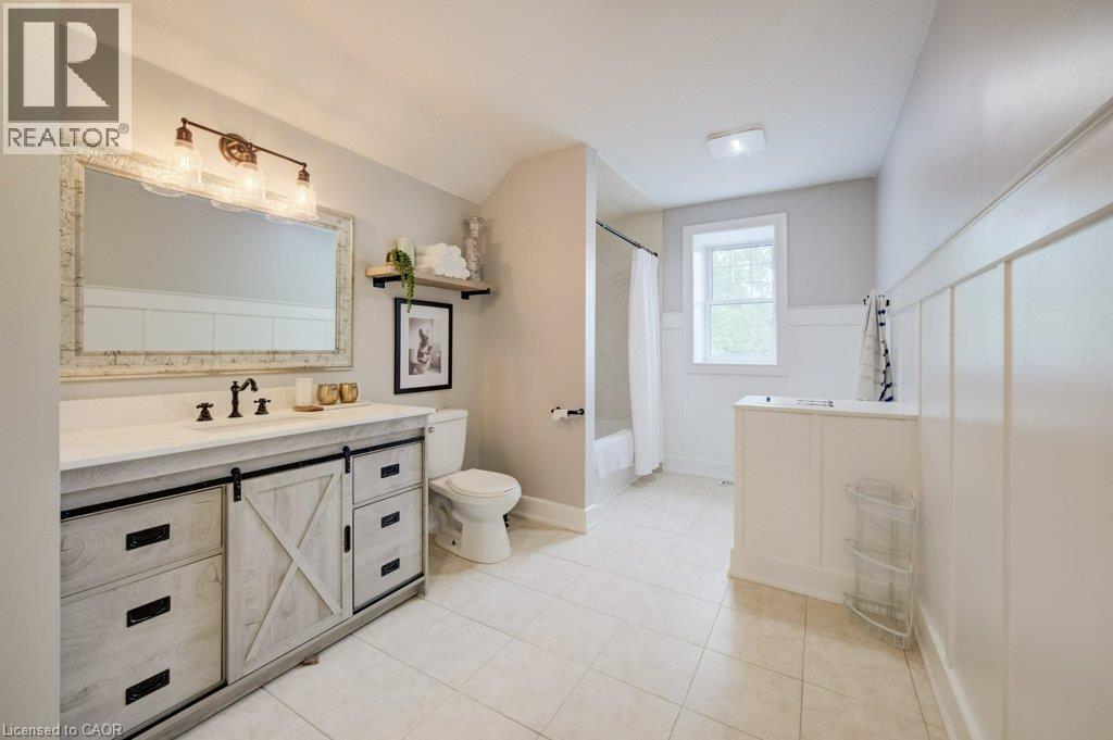 35 Schweitzer Street, Kitchener, Ontario  N2K 1B5 - Photo 24 - 40857128
