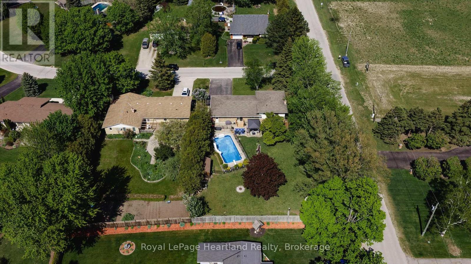 36589 Dunlop Drive, Ashfield-Colborne-Wawanosh, Ontario  N7A 3Y1 - Photo 40 - X13708338