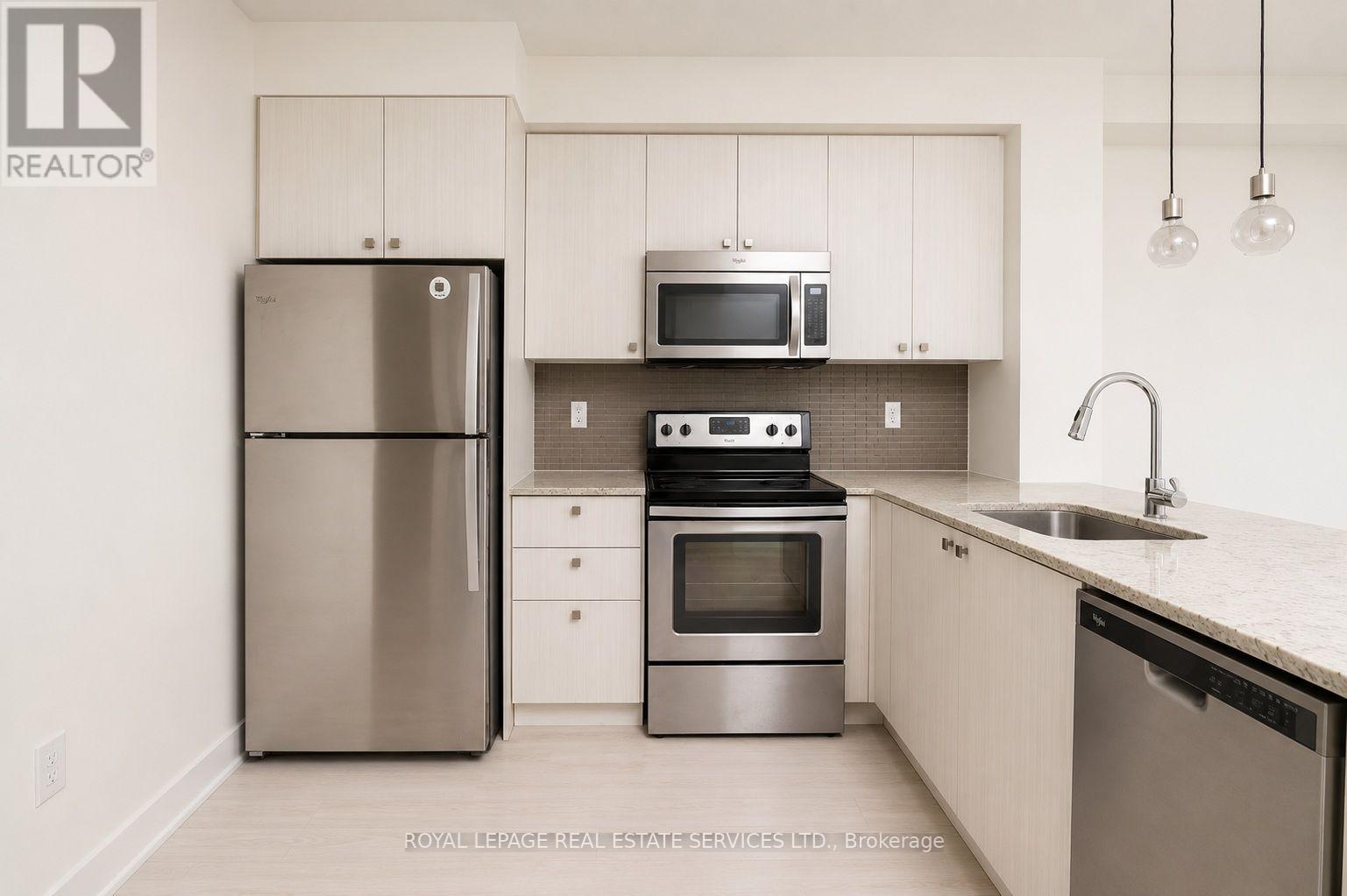 2008 - 88 Sheppard Avenue E, Toronto, Ontario  M2N 6Y2 - Photo 16 - C13704850