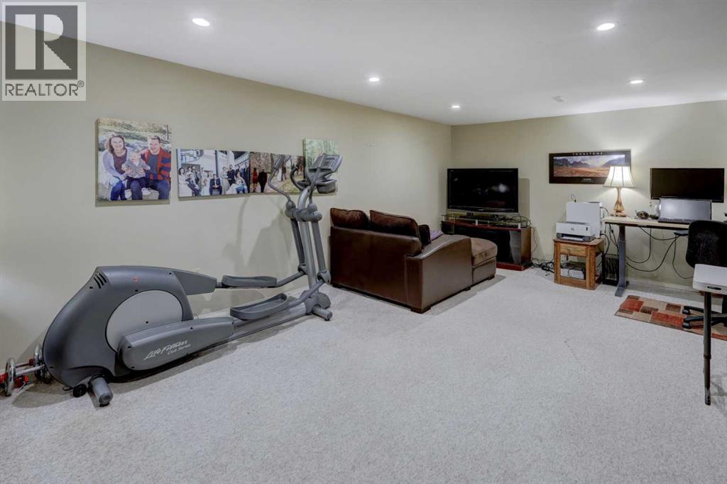 148 Rundlecairn Rise Ne, Calgary, Alberta  T1Y 2Y3 - Photo 19 - A2322193