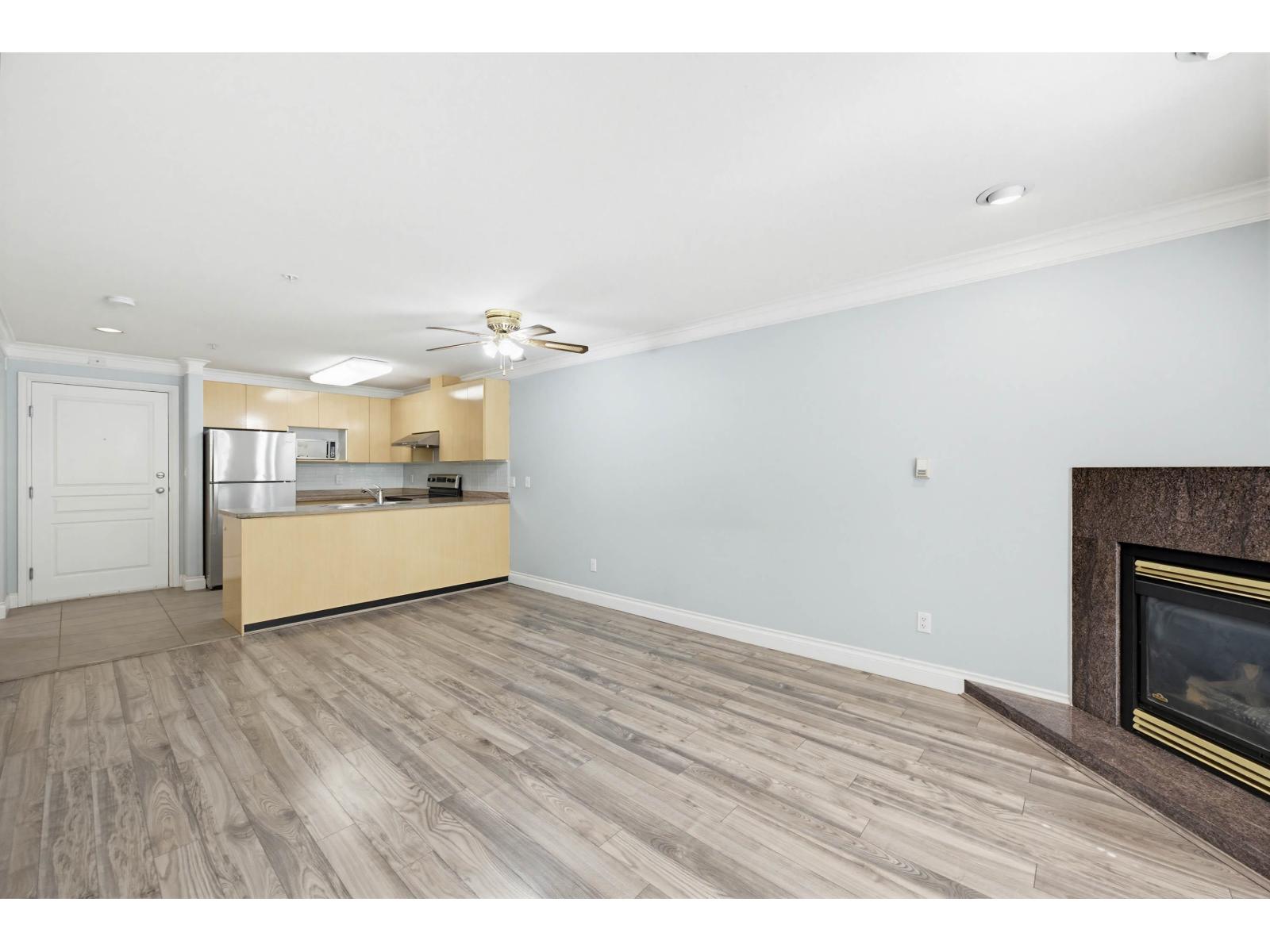 202 8115 121a Street, Surrey, British Columbia  V3W 1J2 - Photo 13 - R3117236