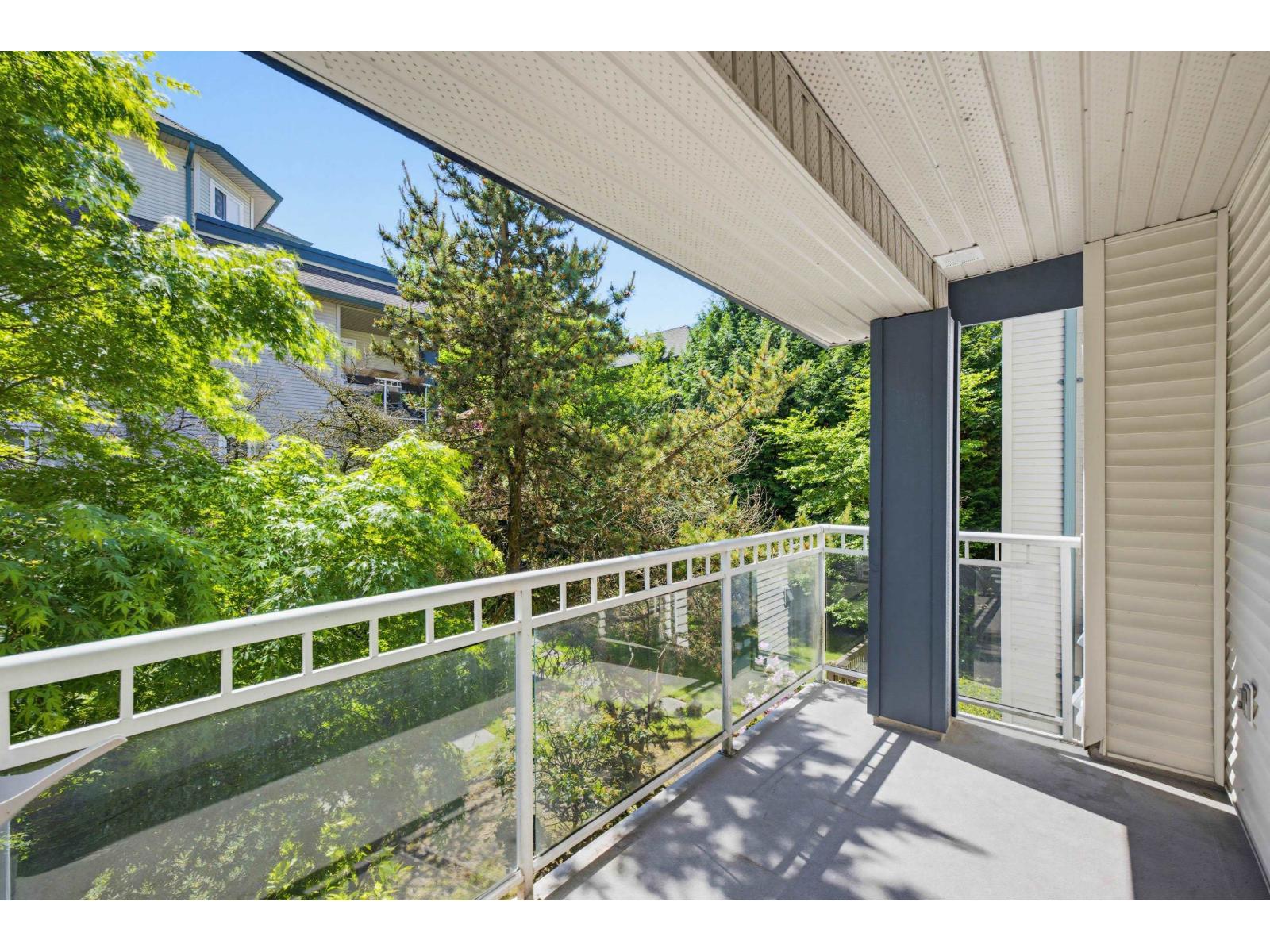 202 8115 121A STREET, Surrey, British Columbia