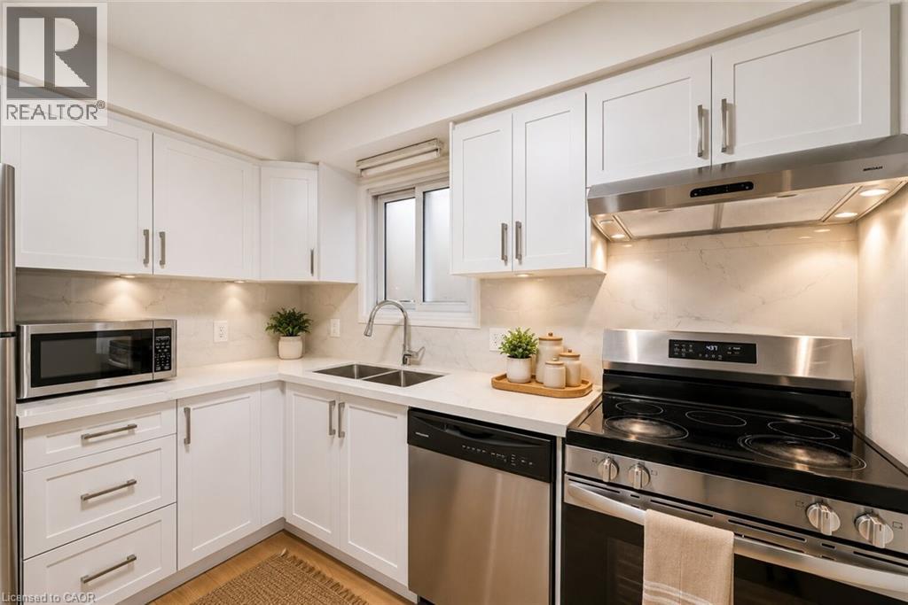 82 Bridlewreath Street, Kitchener, Ontario  N2E 3V6 - Photo 8 - 40857763