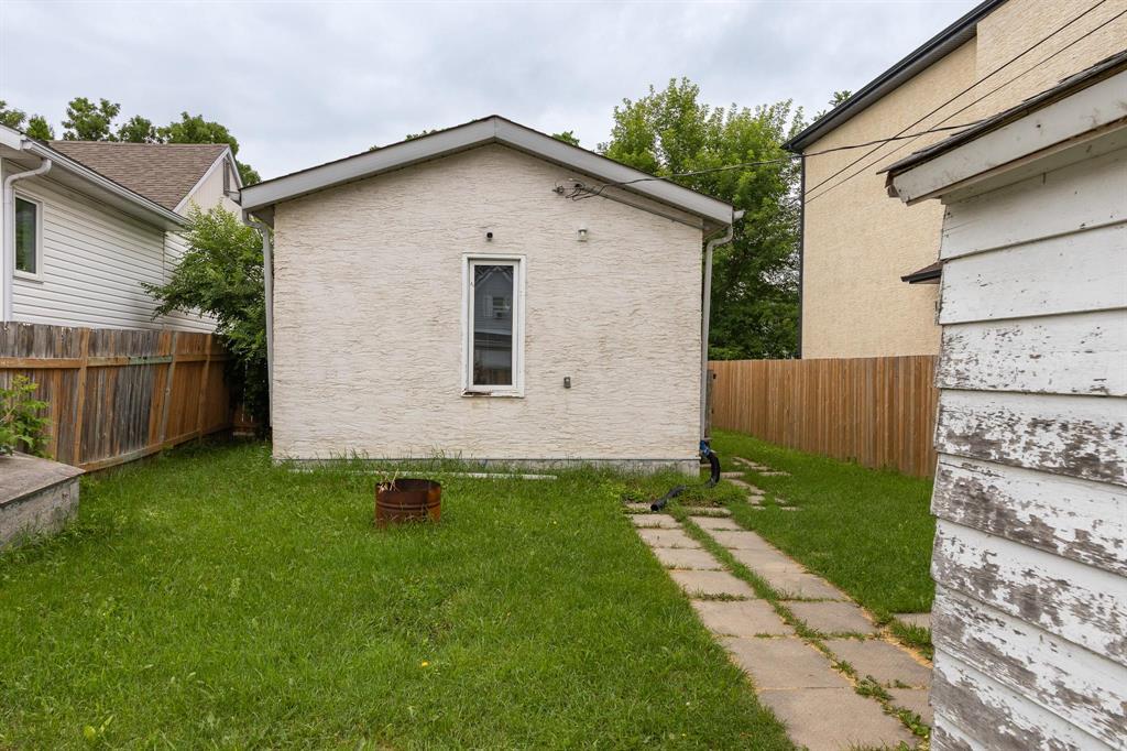 224 Hartford Avenue, Winnipeg, Manitoba  R2V 0L8 - Photo 21 - 202620952