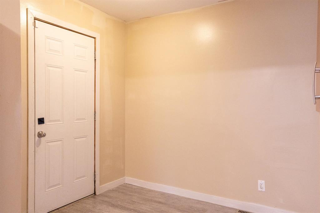 224 Hartford Avenue, Winnipeg, Manitoba  R2V 0L8 - Photo 5 - 202620952