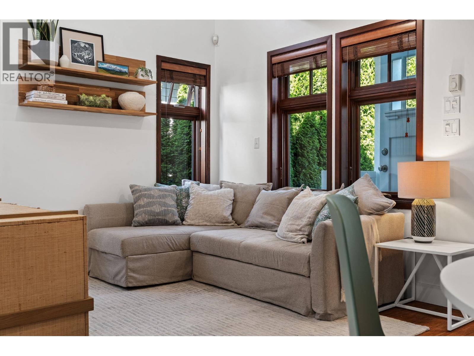 2 2505 W 8th Avenue, Vancouver, British Columbia  V6K 2B3 - Photo 10 - R3158327
