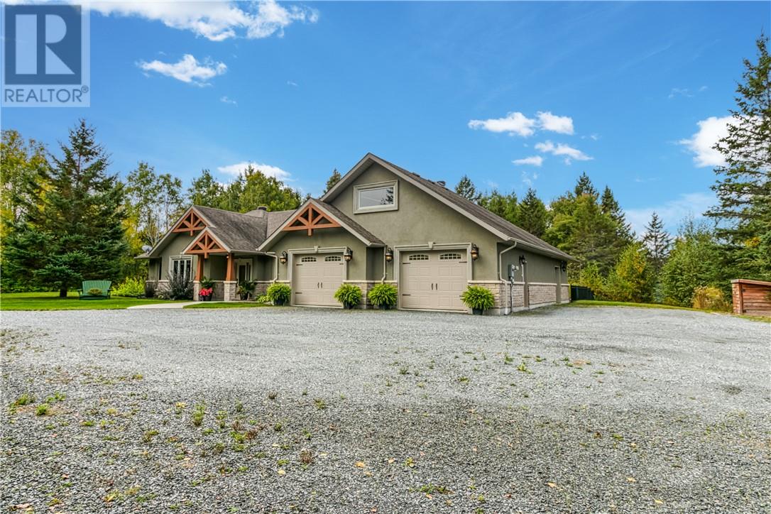 5119 Desmarais Road, Hanmer, Ontario  P3P 1R7 - Photo 2 - 2129996