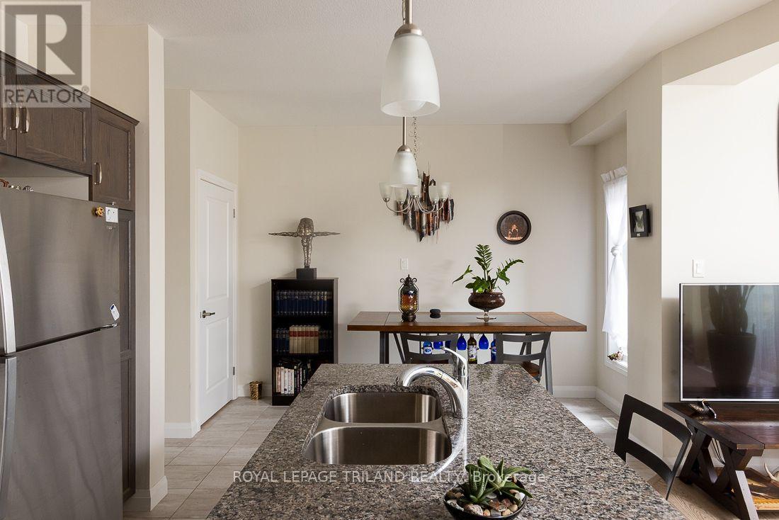 106 - 2040 Shore Road, London South, Ontario  N6K 0G3 - Photo 8 - X13708398