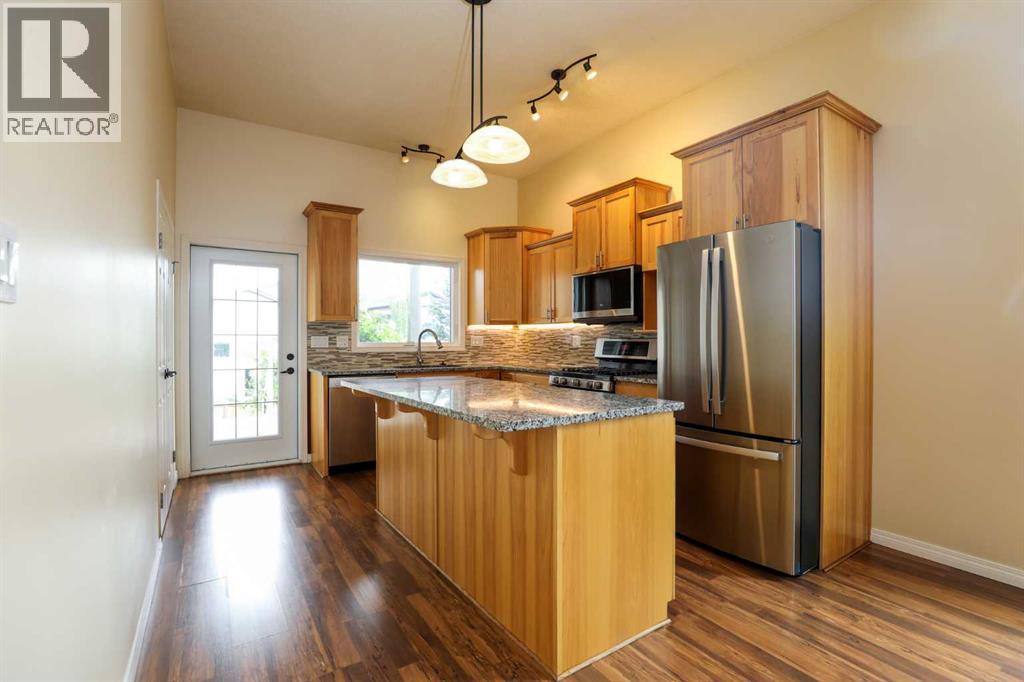 227 Rivermill Manor W, Lethbridge, Alberta  T1K 8C5 - Photo 3 - A2328254