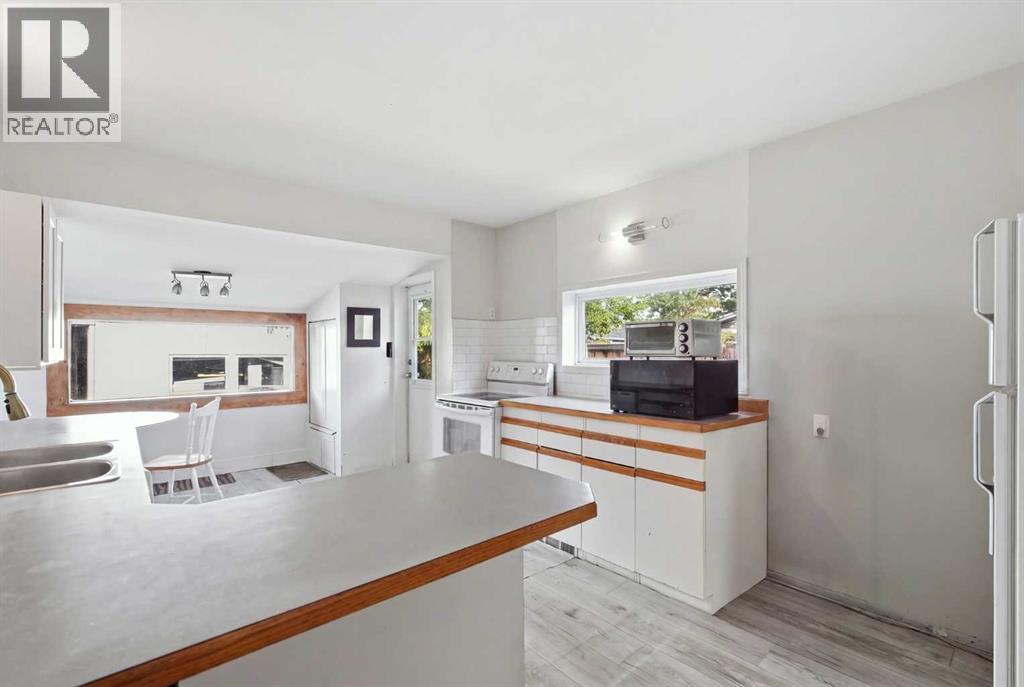 211 7 Street Ne, Calgary, Alberta  T2E 4C1 - Photo 9 - A2337953