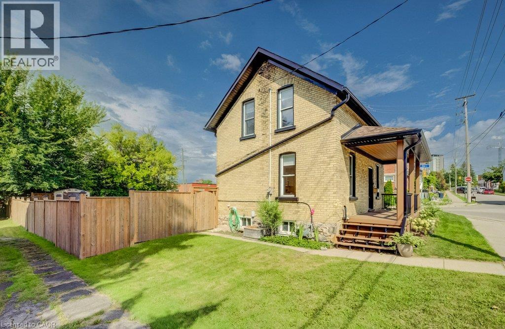 185 Strange Street, Kitchener, Ontario  N2G 1R5 - Photo 4 - 40857768