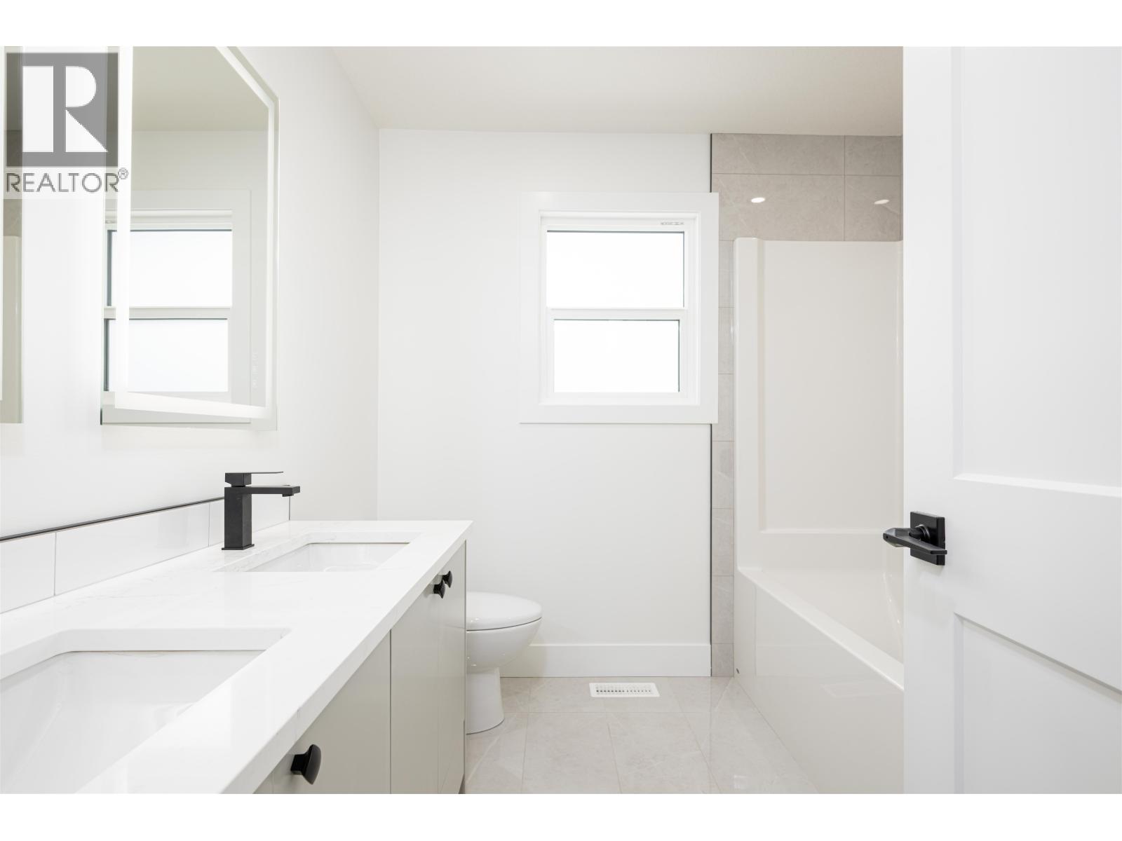 3930 Estabrook Court, Prince George, British Columbia  V2N 0G3 - Photo 31 - R3158385