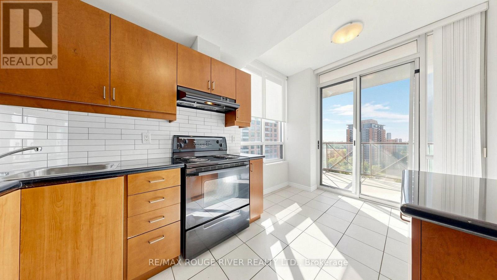 1003 - 28 Byng Avenue, Toronto, Ontario  M2N 7H4 - Photo 12 - C13708396