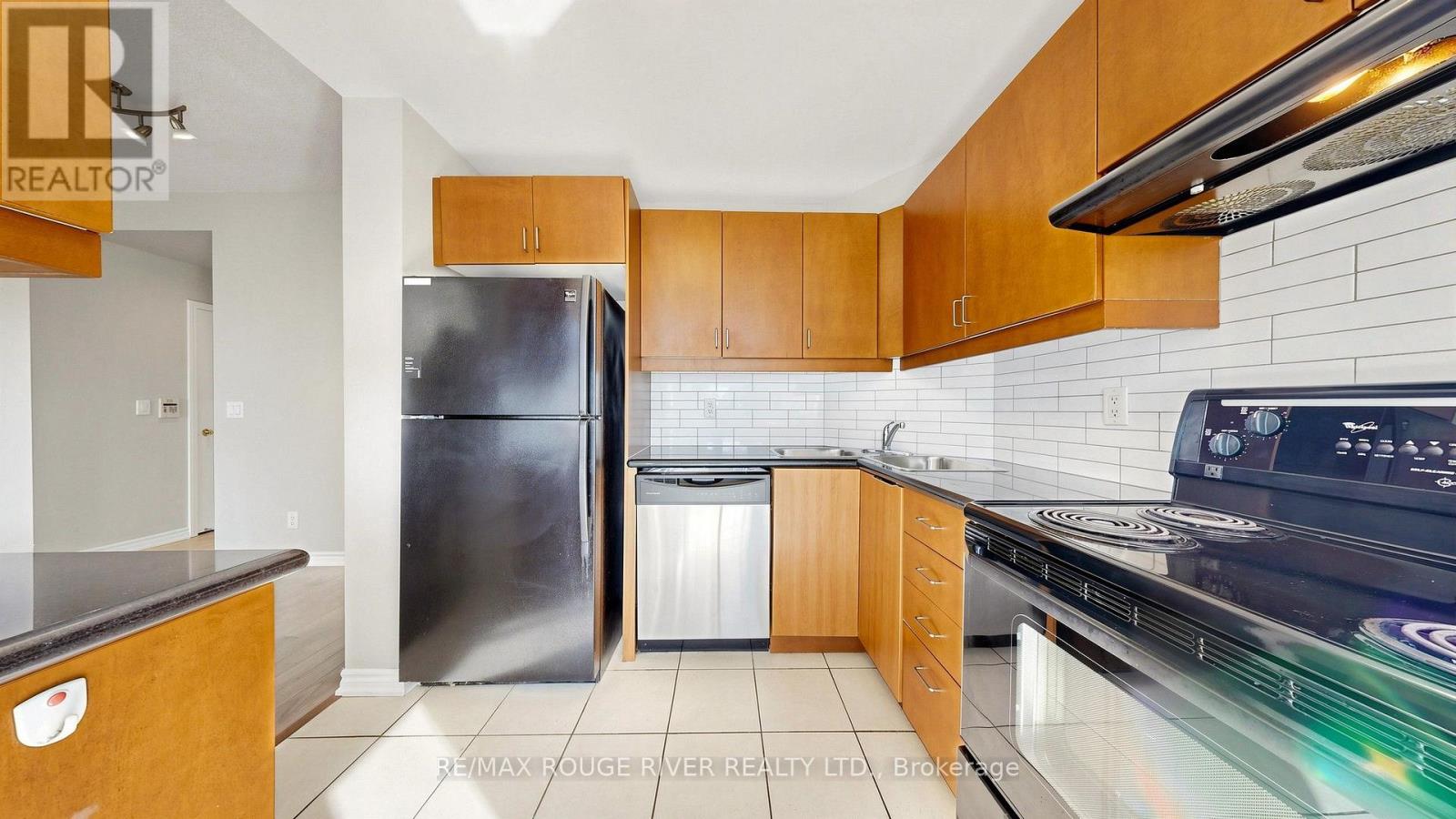 1003 - 28 Byng Avenue, Toronto, Ontario  M2N 7H4 - Photo 14 - C13708396