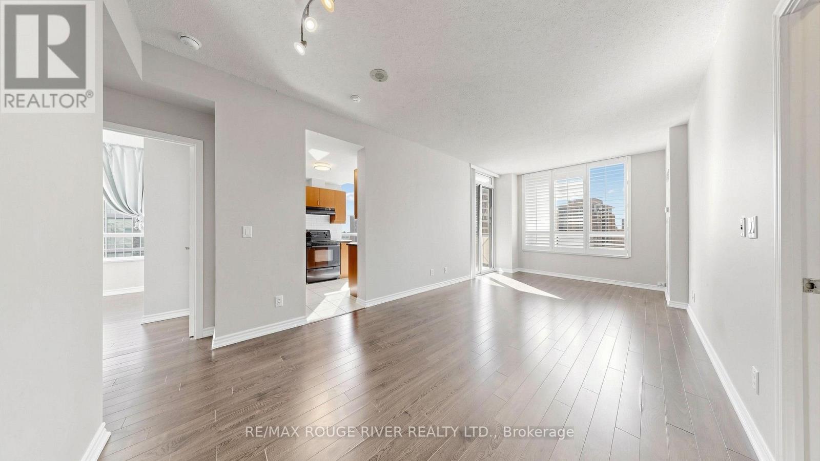 1003 - 28 Byng Avenue, Toronto, Ontario  M2N 7H4 - Photo 9 - C13708396