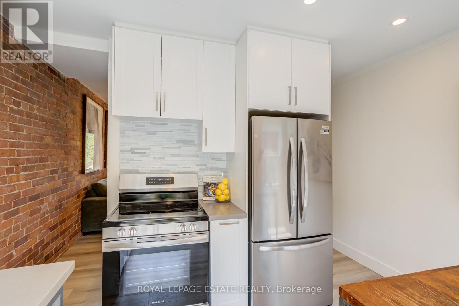 43 Fairford Avenue, Toronto, Ontario  M4L 2J9 - Photo 13 - E13708374