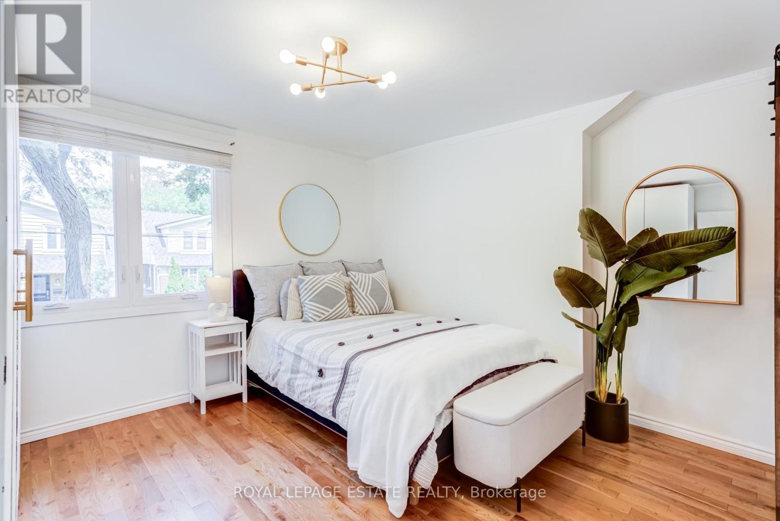 43 Fairford Avenue, Toronto, Ontario  M4L 2J9 - Photo 16 - E13708374