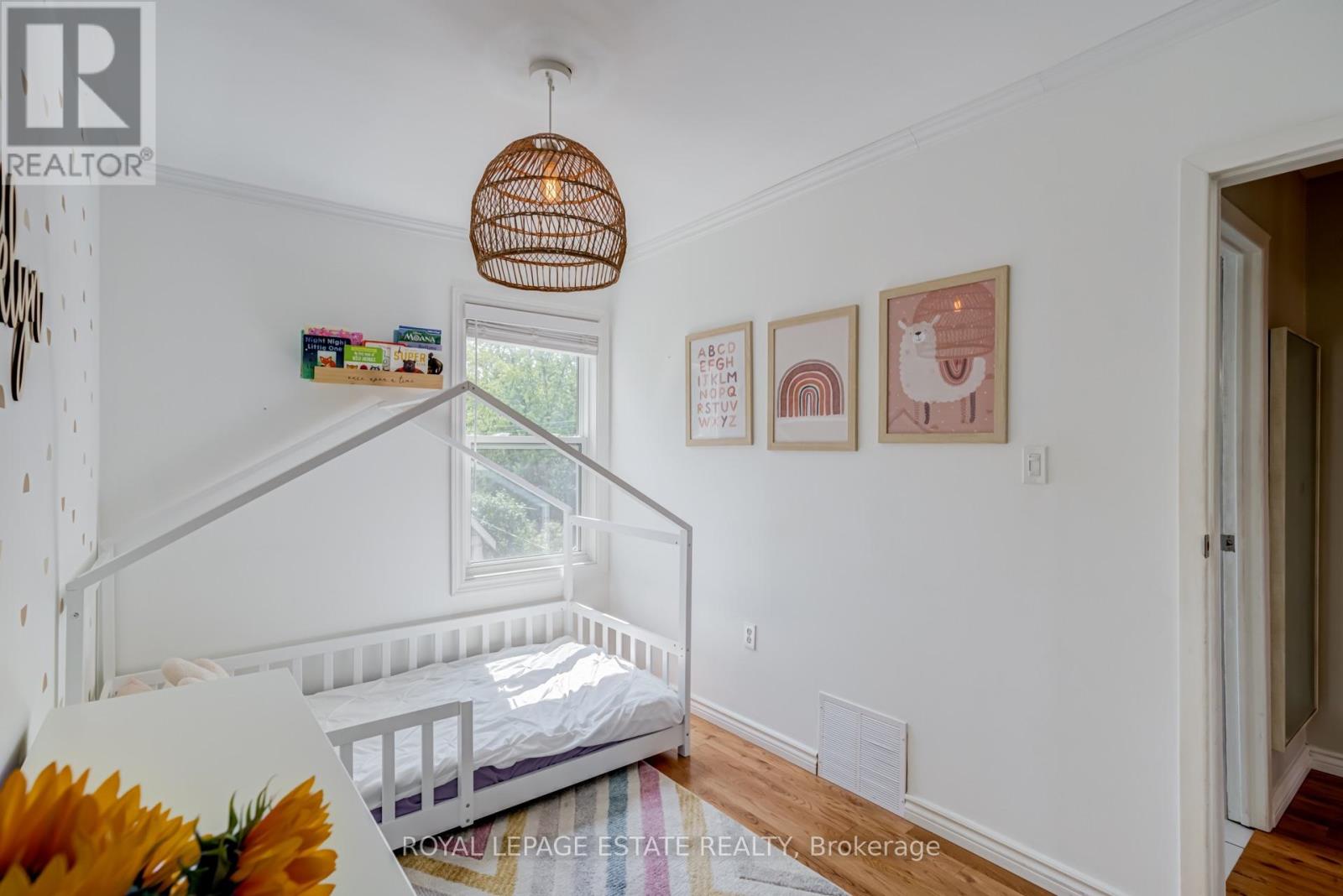 43 Fairford Avenue, Toronto, Ontario  M4L 2J9 - Photo 20 - E13708374