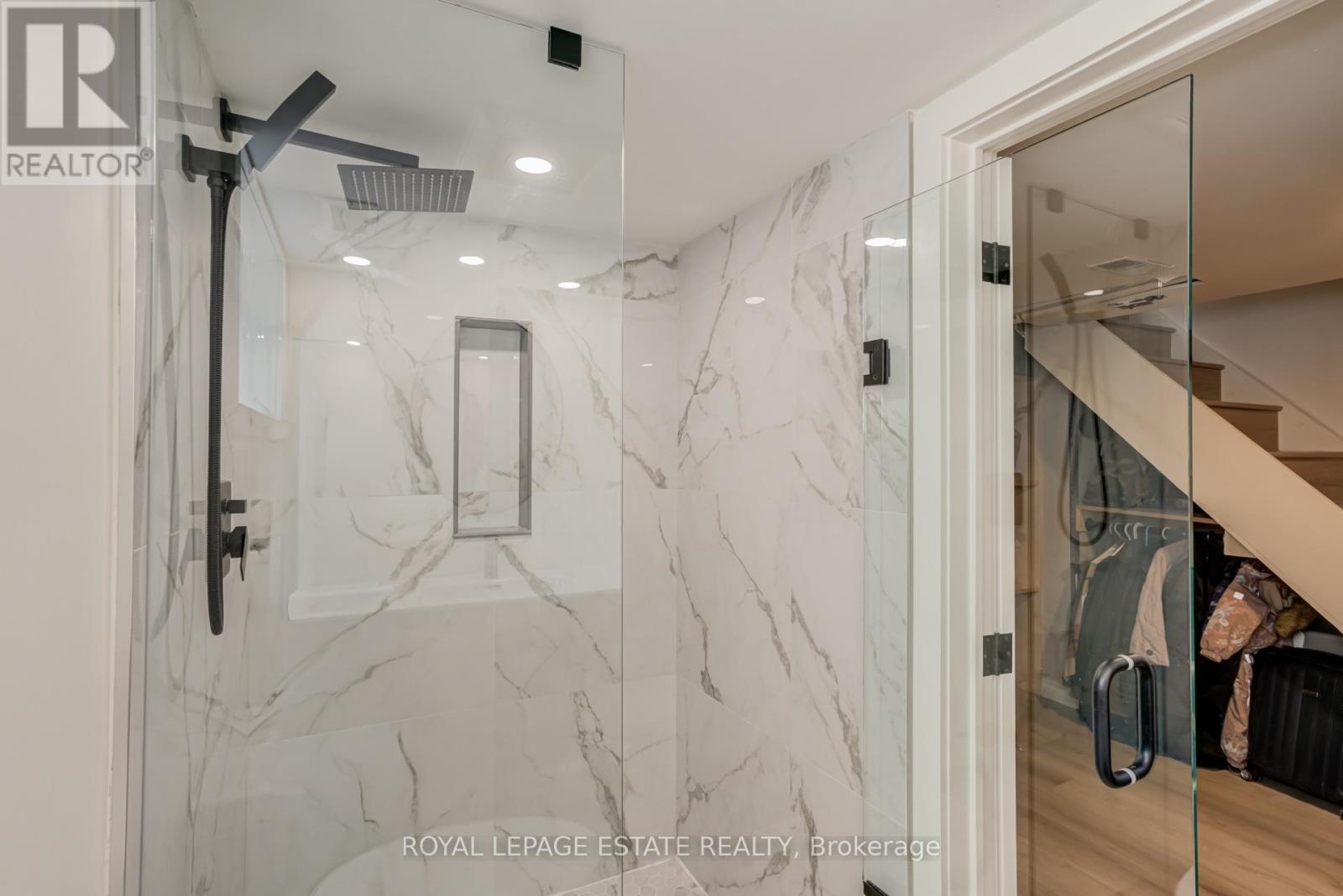 43 Fairford Avenue, Toronto, Ontario  M4L 2J9 - Photo 29 - E13708374