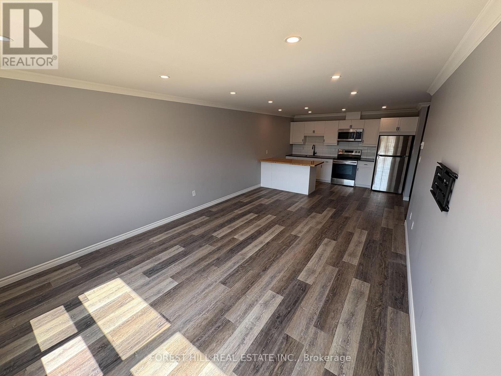 5 - 130 King Street E, Clarington, Ontario  L1C 1N7 - Photo 3 - E13708392