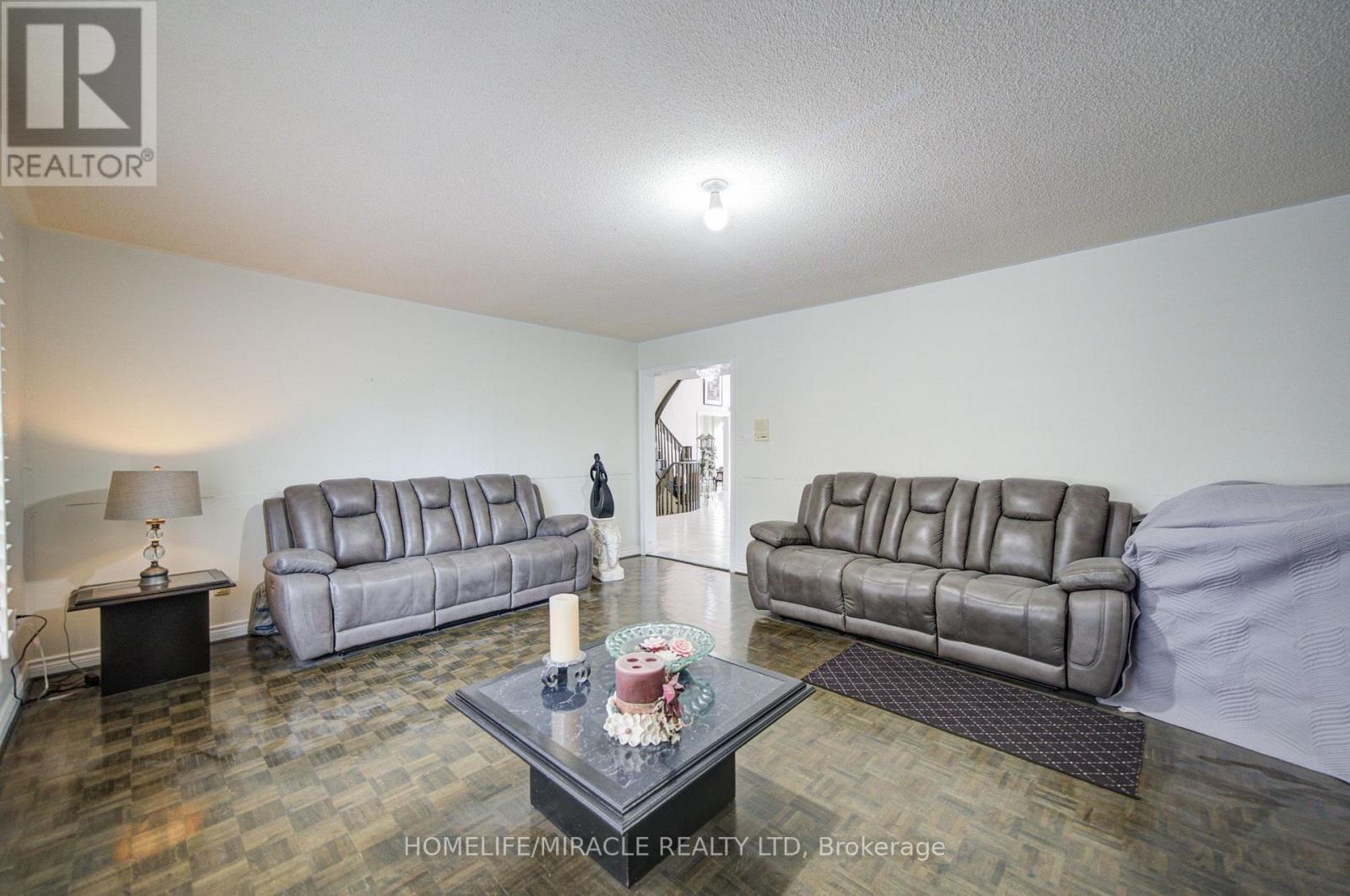 756 Kingsmere Avenue, Newmarket, Ontario  L3X 1K6 - Photo 14 - N13708404