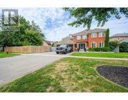 756 KINGSMERE AVENUE, Newmarket, Ontario