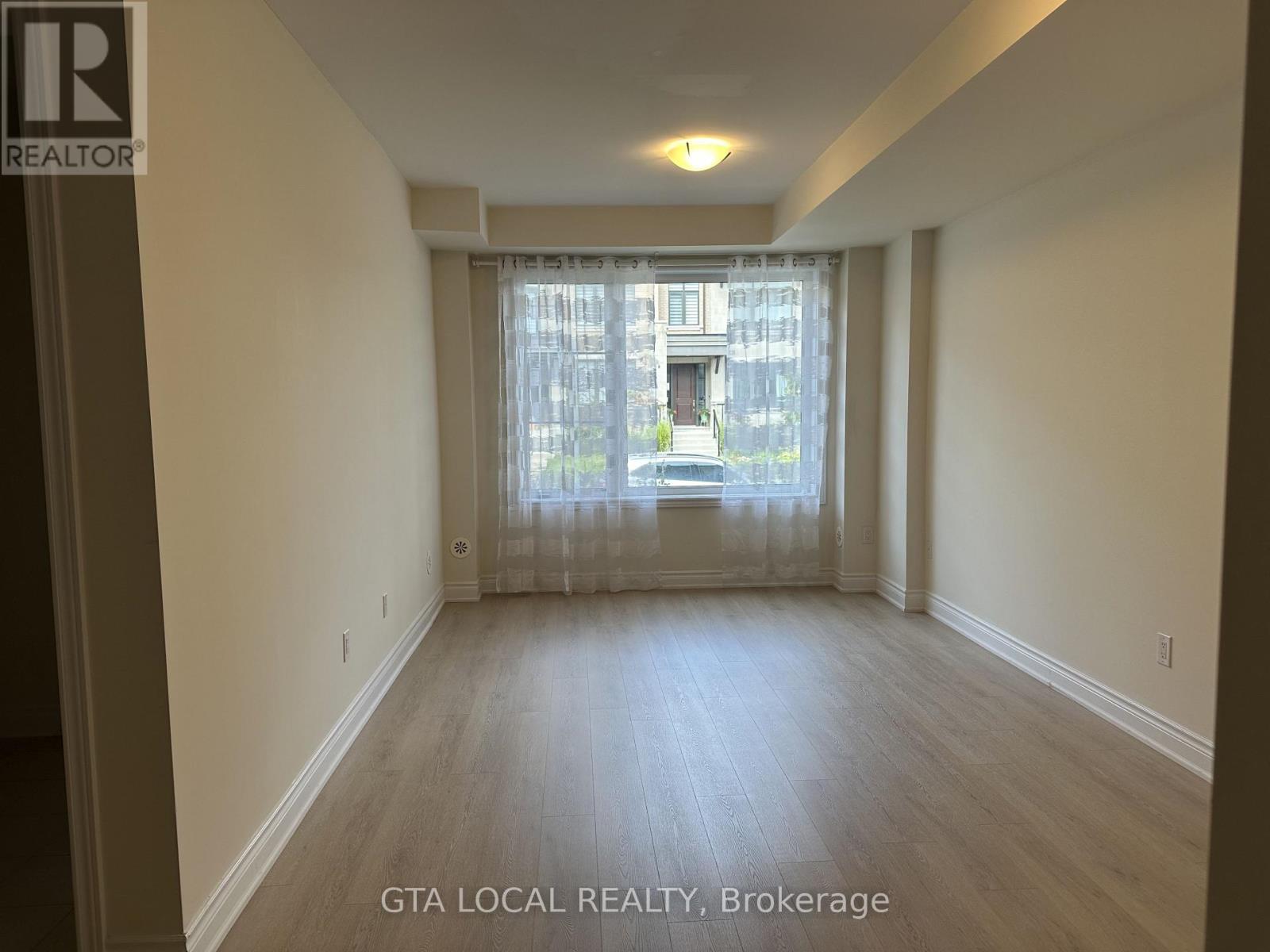 5 Aylin Crescent, Vaughan, Ontario  L6A 4Z8 - Photo 2 - N13708460