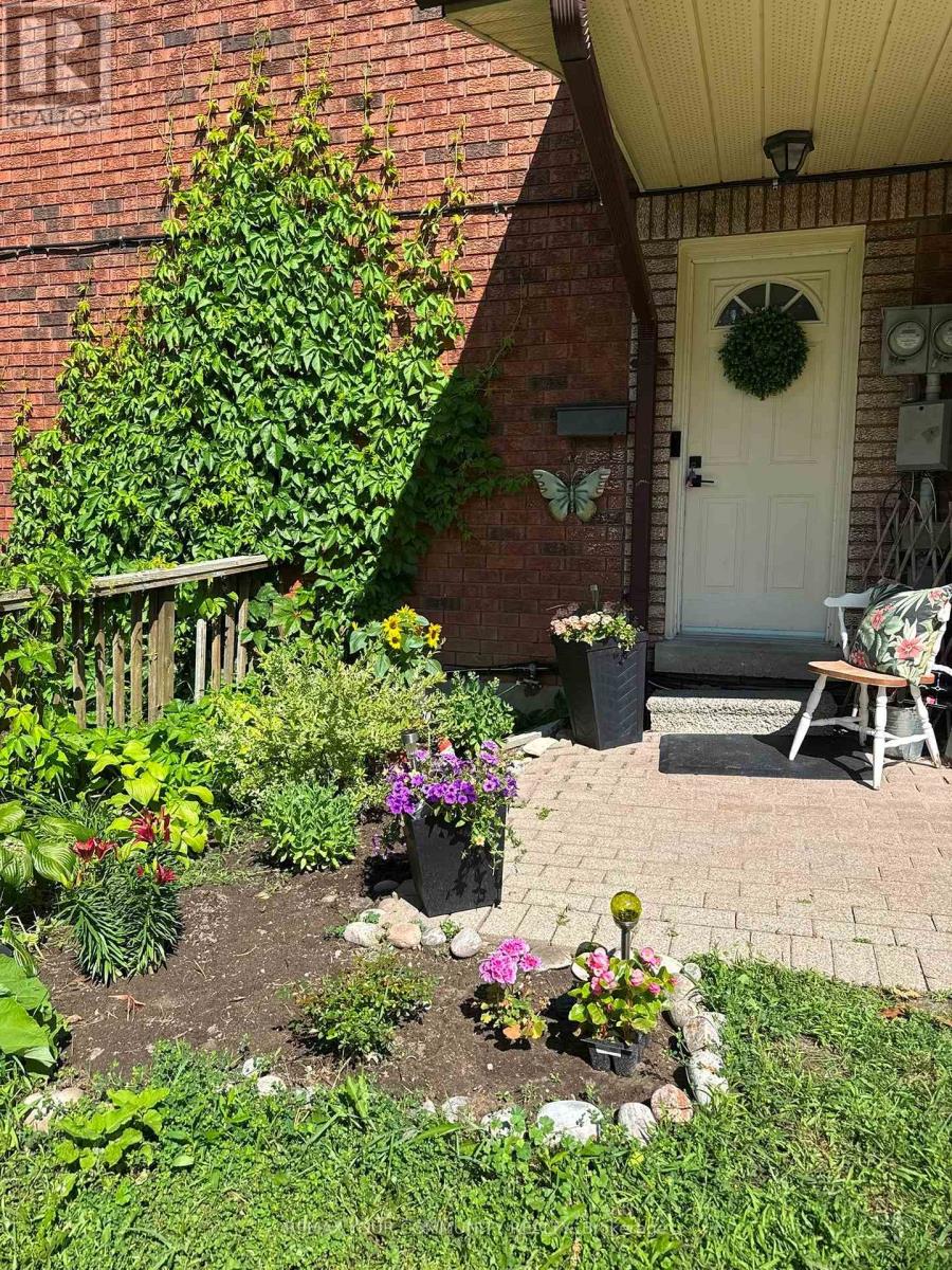 4 - 47 LOGGERS RUN, Barrie, Ontario