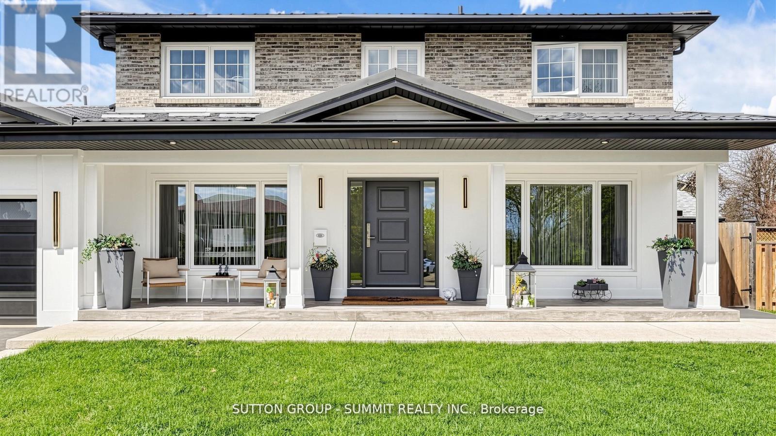 2427 Ravensthorpe Crescent, Mississauga, Ontario  L5C 2Y4 - Photo 2 - W13512382