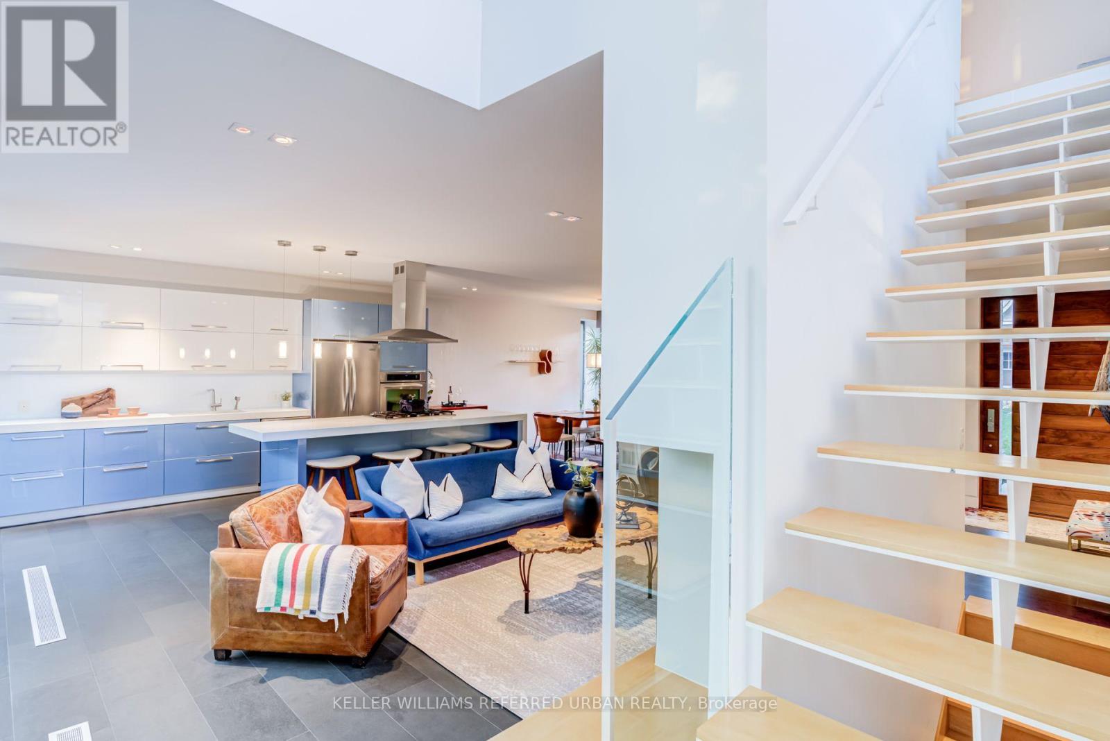 28 Beaucourt Road, Toronto, Ontario  M8Y 3G2 - Photo 16 - W13708370