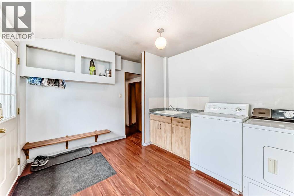 85 Elma Street W, Okotoks, Alberta  T1S 1J9 - Photo 25 - A2323037