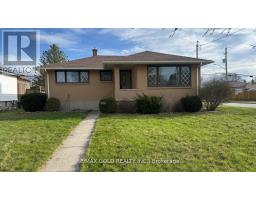 979 WELLINGTON STREET, Sarnia, Ontario