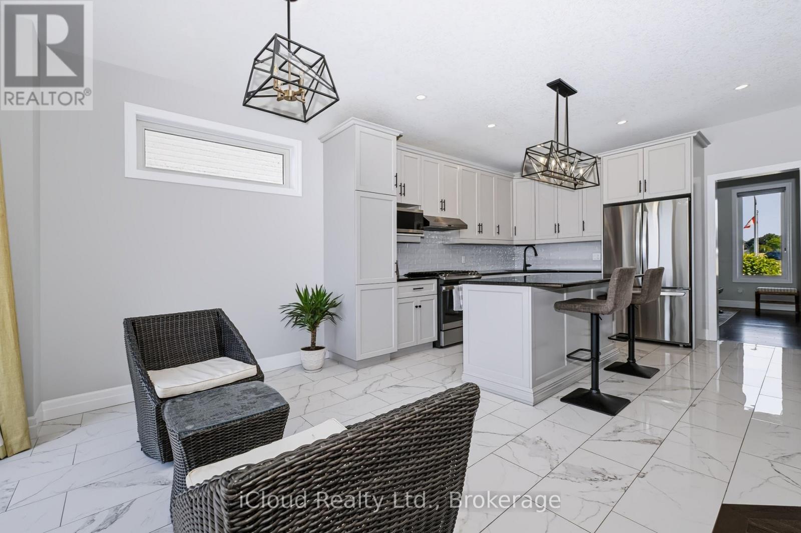 94 Beech Boulevard, Tillsonburg, Ontario  N4G 5S1 - Photo 10 - X13708390