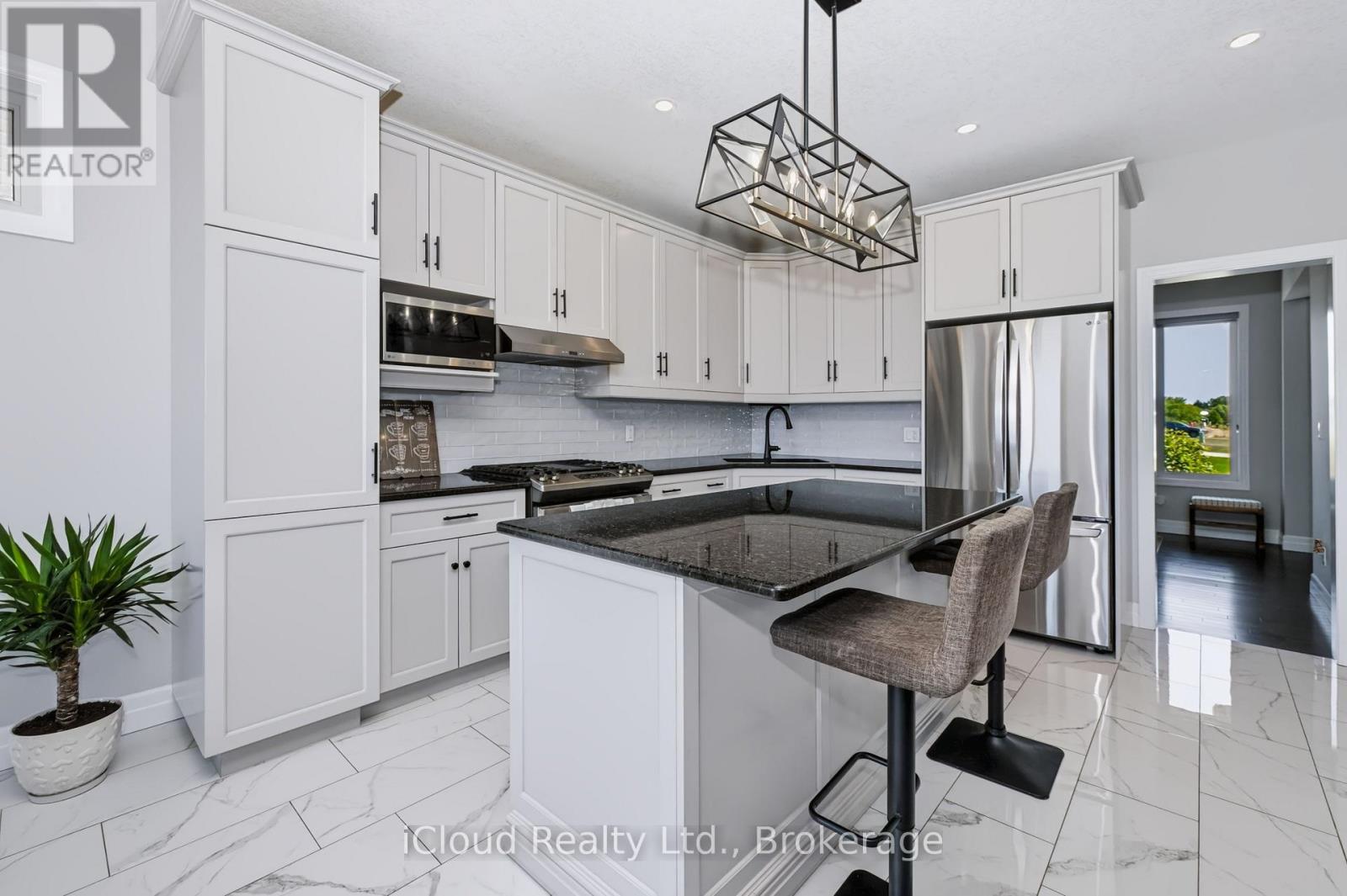 94 Beech Boulevard, Tillsonburg, Ontario  N4G 5S1 - Photo 13 - X13708390