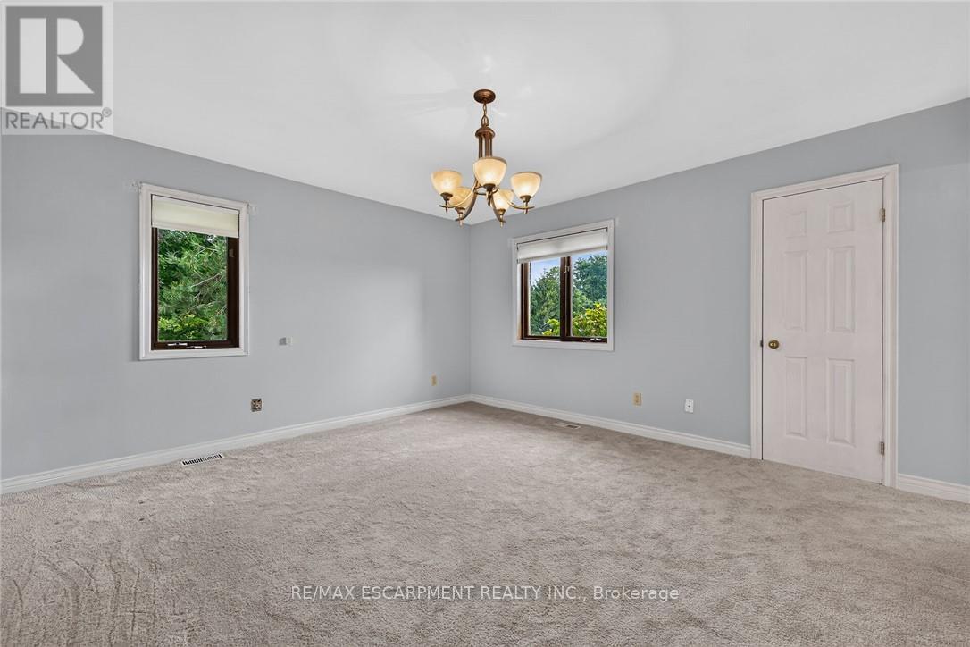 7011 Dickenson Road E, Hamilton, Ontario  L0R 1W0 - Photo 25 - X13708452