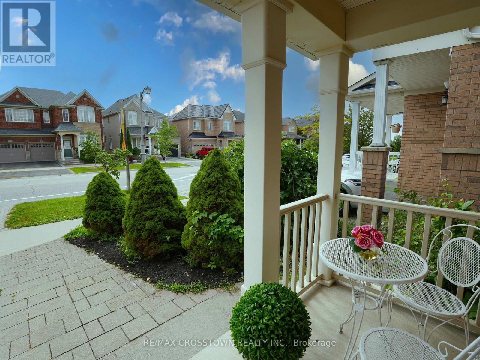 460 Reeves Way Boulevard, Whitchurch-Stouffville, Ontario  L4A 0H2 - Photo 3 - N13690444
